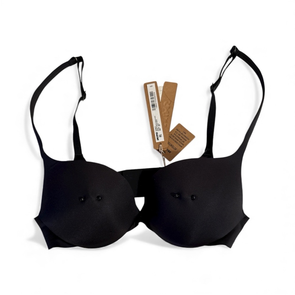 SKIMS Ultimate Pierced Nipple Push Up Bra Color Onyx